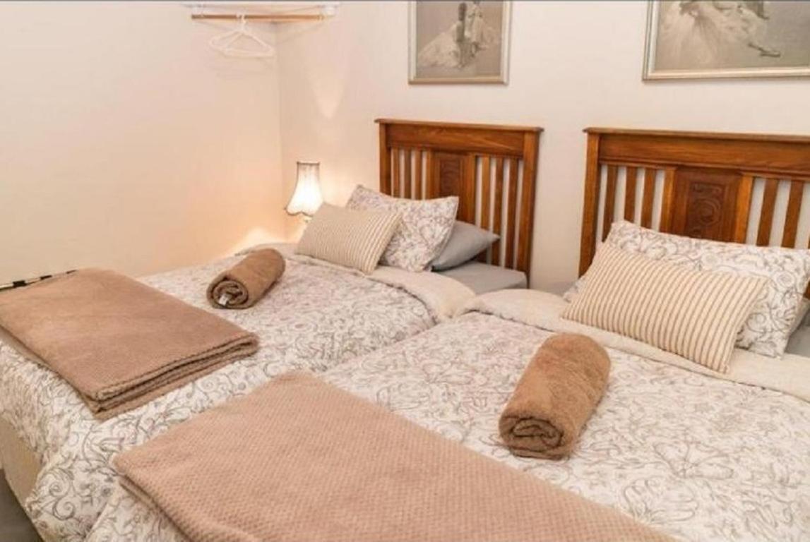 New Beginnings Cottage 몬터규 외부 사진